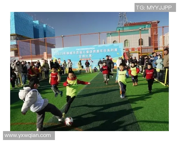 快乐童年在绿茵场上儿童踢足球的精彩瞬间与成长故事 快乐童年在绿茵场上儿童踢足球的精彩瞬间与成长故事
